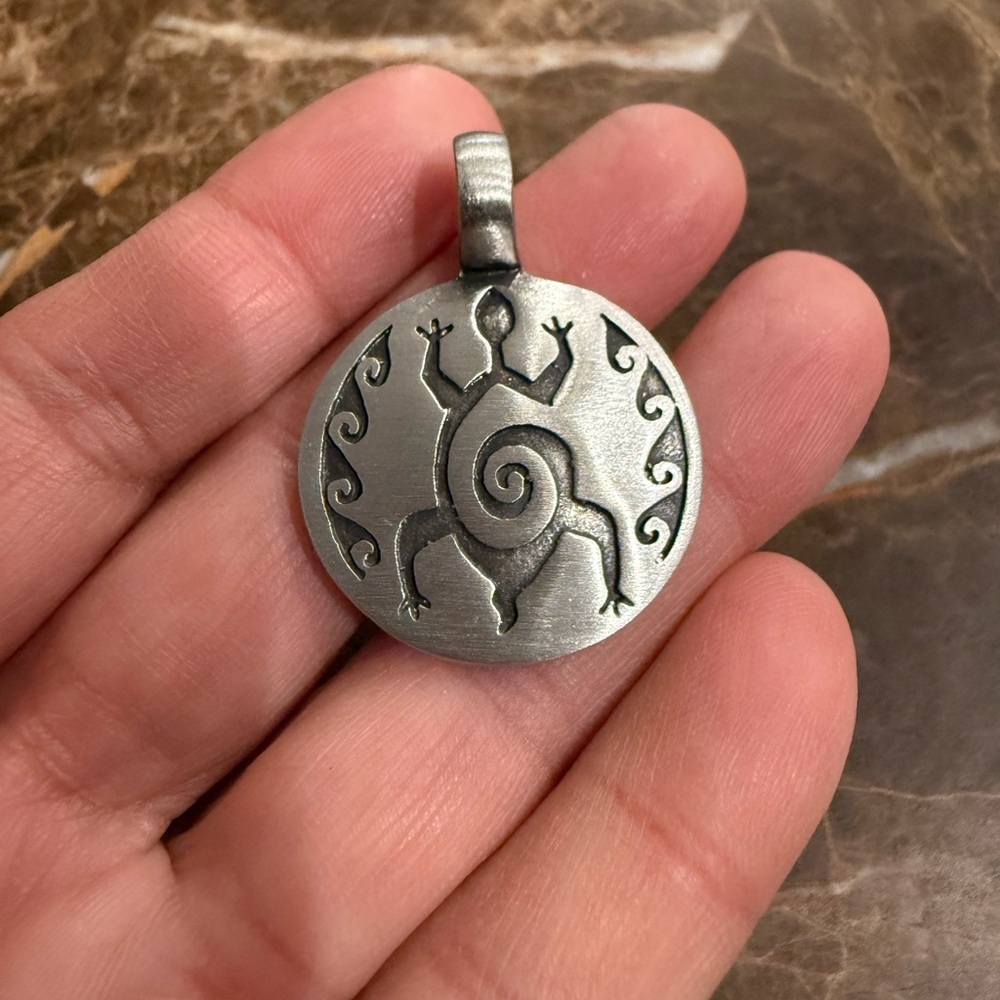 Pewter Horny Toad Necklace Pendant - Picture 2 of 10
